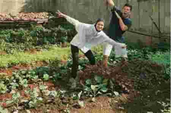 Selebriti Indonesia Hobi Berkebun Sayuran